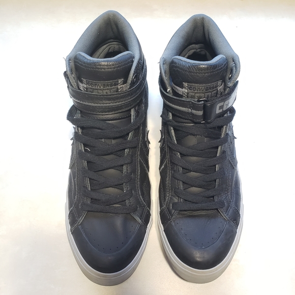 converse ankle sneakers